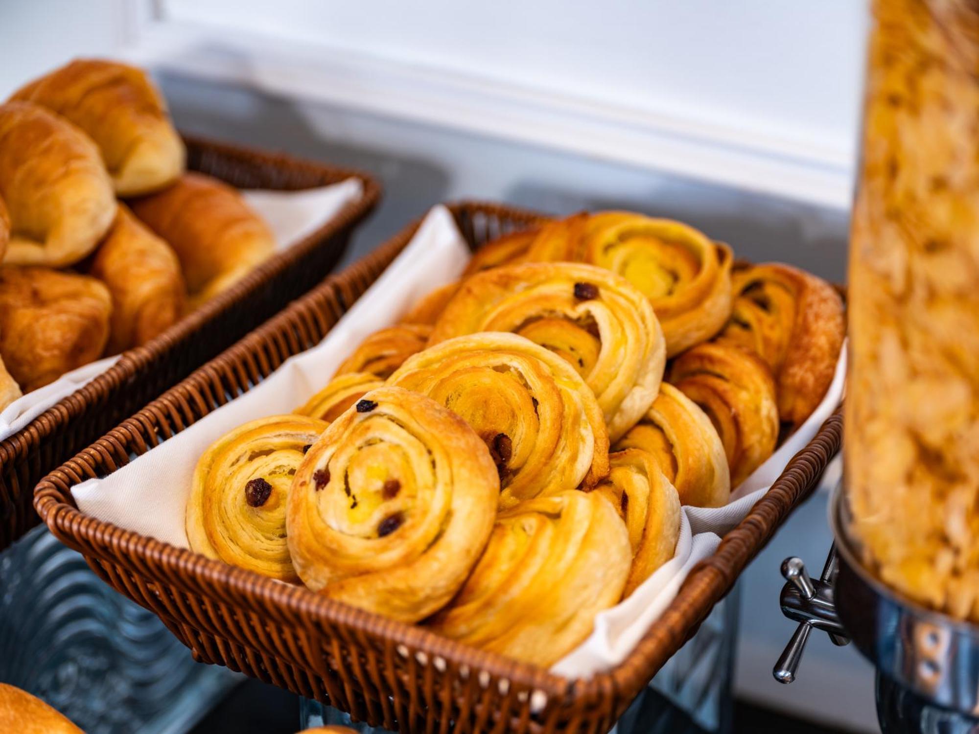 The Flower Boutique Hotel & Travel Hanoi Exteriör bild