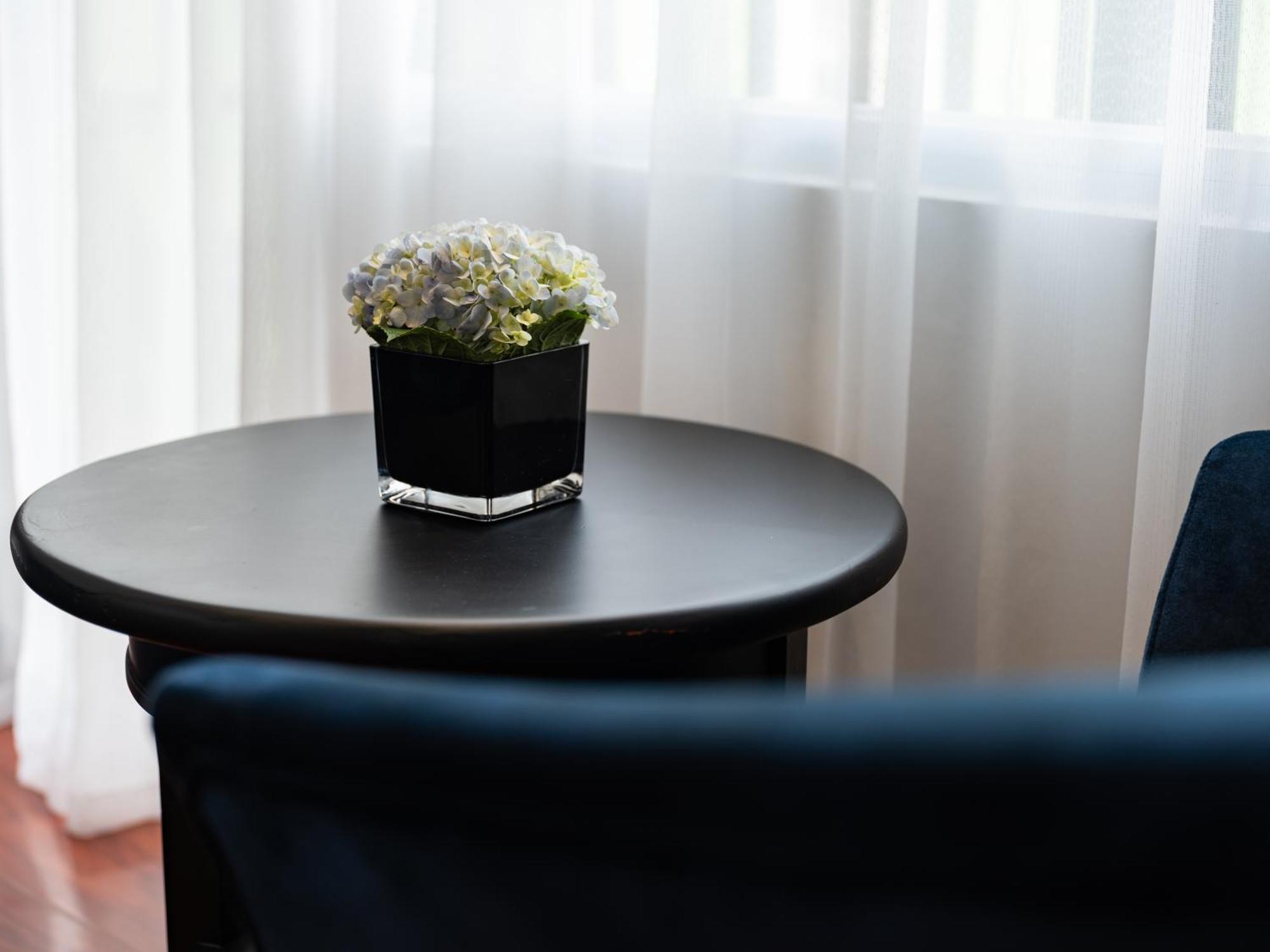 The Flower Boutique Hotel & Travel Hanoi Exteriör bild